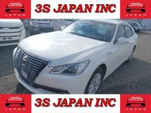 2015 Toyota Crown Hybrid