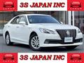 2015 Toyota Crown Hybrid