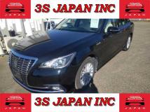 2016 Toyota Crown Hybrid