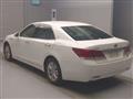 2014 Toyota Crown Hybrid