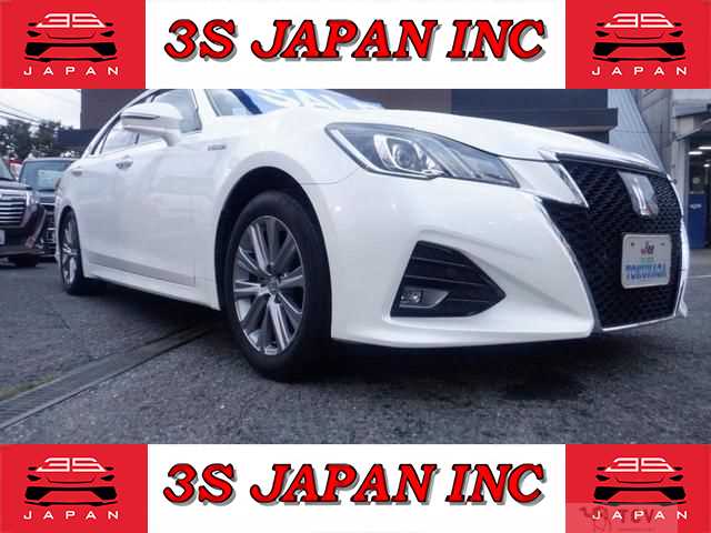 2016 Toyota Crown Hybrid
