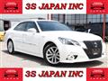 2013 Toyota Crown Hybrid