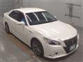 2014 Toyota Crown Hybrid