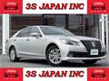 2013 Toyota Crown Hybrid