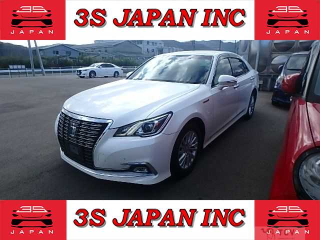 2015 Toyota Crown