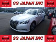 2015 Toyota Crown