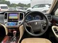 2014 Toyota Crown Hybrid