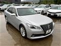 2014 Toyota Crown Hybrid