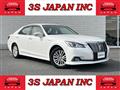 2017 Toyota Crown Hybrid