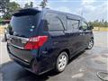 2013 Toyota Alphard