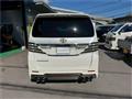 2013 Toyota Alphard