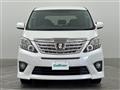 2013 Toyota Alphard