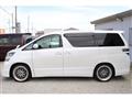2010 Toyota Vellfire