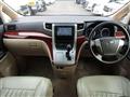 2009 Toyota Alphard