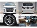 2012 Toyota Alphard