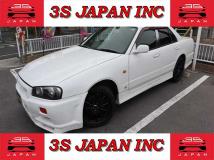 2000 Nissan Skyline
