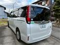 2015 Toyota Noah