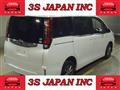 2016 Toyota Noah