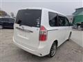2007 Toyota Noah