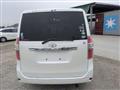 2007 Toyota Noah