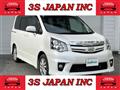 2013 Toyota Noah