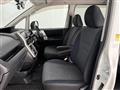 2010 Toyota Noah