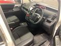2013 Toyota Voxy
