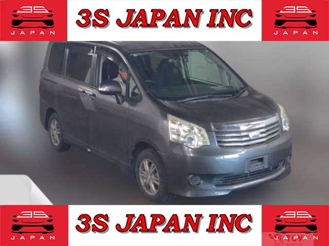 2013 Toyota Noah