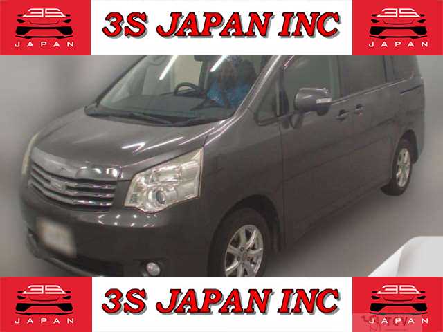 2013 Toyota Noah