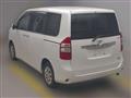 2012 Toyota Noah