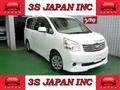 2010 Toyota Noah