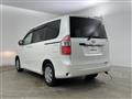 2007 Toyota Noah