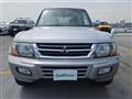 2000 Mitsubishi Pajero