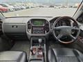 2000 Mitsubishi Pajero