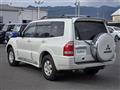 2005 Mitsubishi Pajero