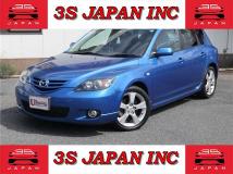 2004 Mazda Axela Sport