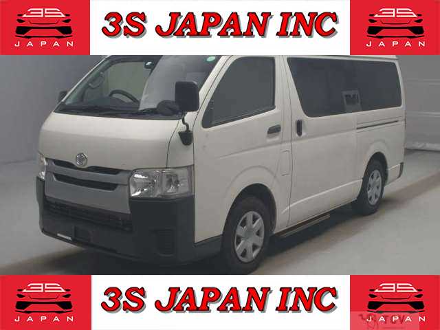 2015 Toyota Regiusace Van