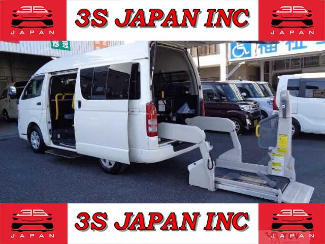 2012 Toyota Regiusace Van