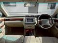 2000 Toyota Crown Majesta