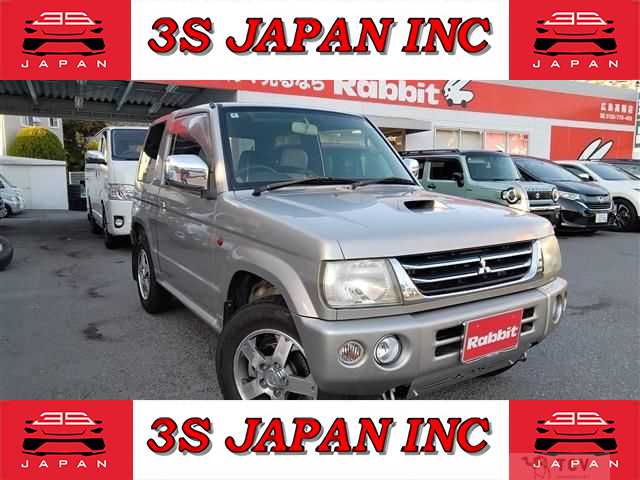 2004 Mitsubishi Pajero Mini