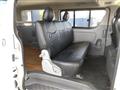 2006 Toyota Hiace