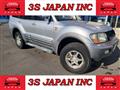 2000 Mitsubishi Pajero
