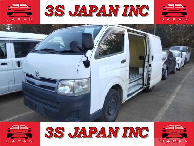2012 Toyota Regiusace Van