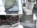 2002 Toyota Grand Hiace
