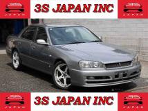 2000 Nissan Skyline