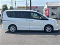 2013 Nissan Serena