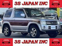 2009 Mitsubishi Pajero Mini