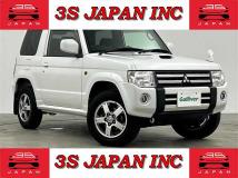 2011 Mitsubishi Pajero Mini