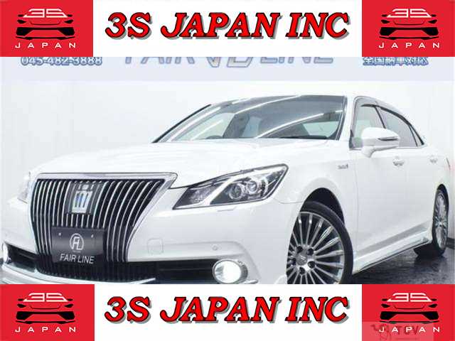 2013 Toyota Crown Majesta