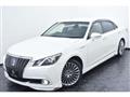 2013 Toyota Crown Majesta
